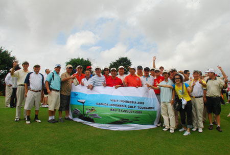 The Biggest Group of Golfers from China Tee off in Bali,Indonesia