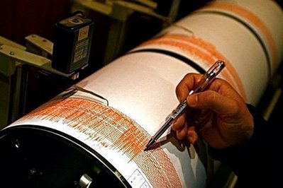 Earthquakes shake Tokyo area, Indian Ocean