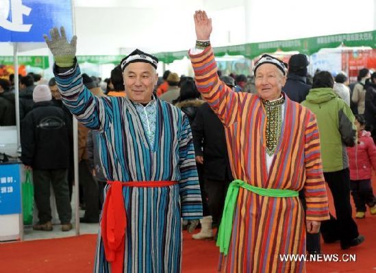 Bazar featured Xinjiang products opens in E China