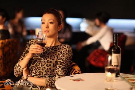 Different looks of Gong Li in 'What Women Want'
