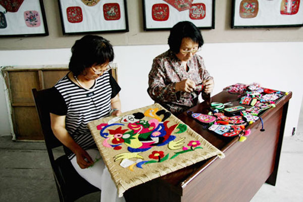 Luochuan's fascinating folk culture