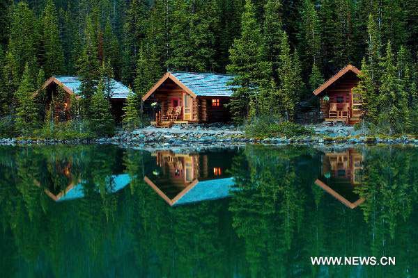 Picturesque scenery of Canadian Rockies