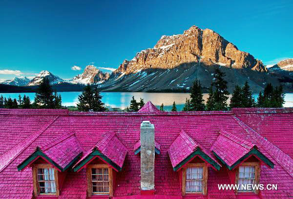 Picturesque scenery of Canadian Rockies