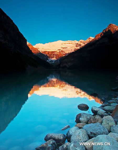 Picturesque scenery of Canadian Rockies