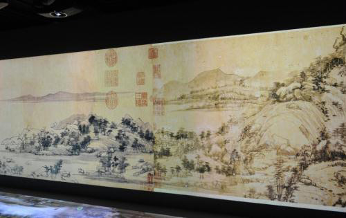 Reunited ancient painting attracts half million visitors in Taiwan