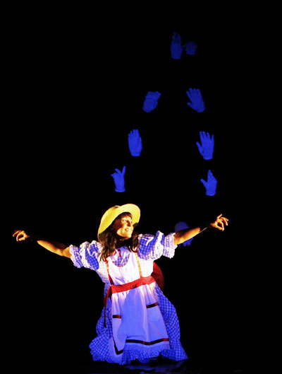 'Alice in Wonderland' press rehearsal
