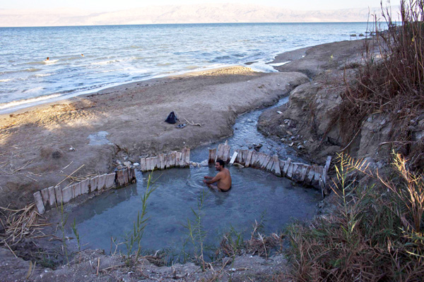 Not-so-deadly Dead Sea