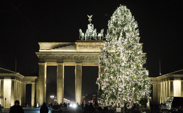 Berlin prepares for Christmas