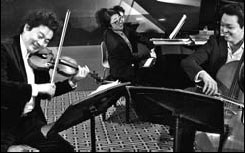 Terrific trio plays the heartstrings