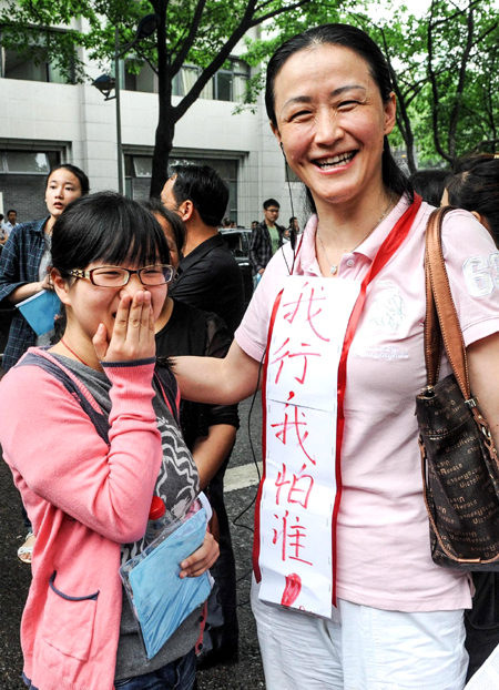 Always by your side: parents in gaokao