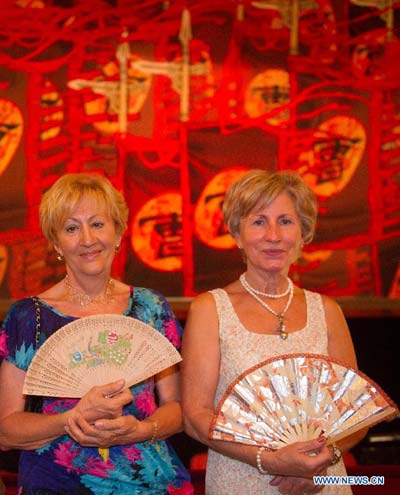 Peking Opera performed at Hungary's State Theater