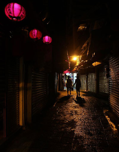 Experiencing old fashioned atmosphere on old street of Jioufen