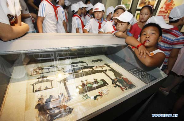 Shanghai animation museum attracts numerous visitors