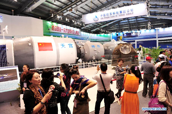 Highlights of 9th China Int'l Aviation and Aerospace exhibition