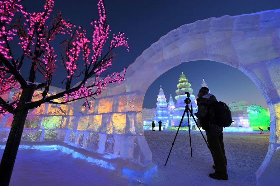 Stunning Photos from the 29th Harbin International Ice and Snow Festival in Harbin