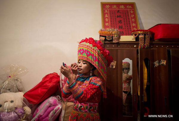 Traditional Lisu wedding held in Sichuan