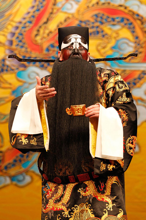 Tianjin's Beijing opera performance makes London debut