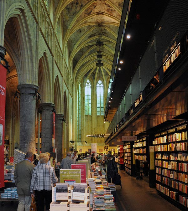 Top 10 beautiful bookstores in the world