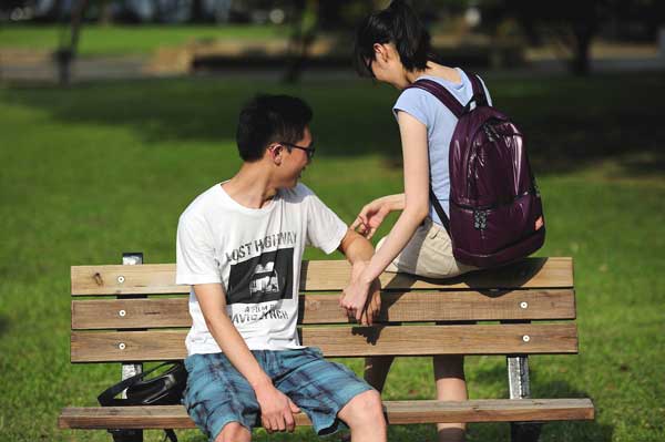 Taiwan graduates decry lack of job opportunities