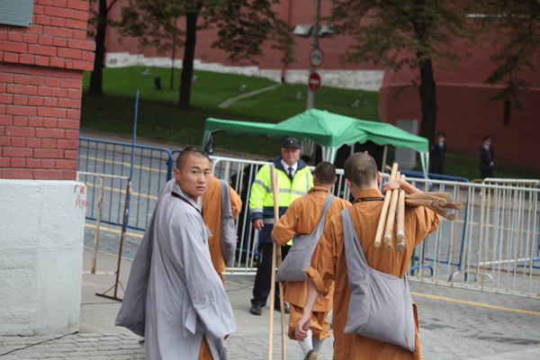 Shaolin kung fu performance hits Red Square