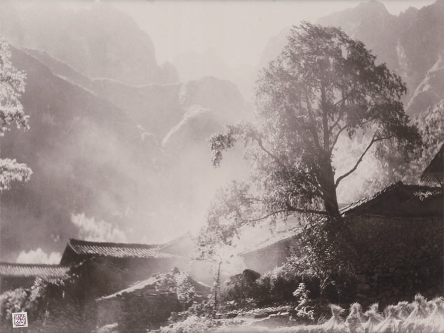 Lang Jingshan's photography exhibition