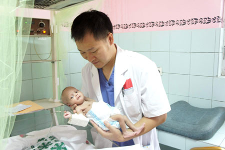 Nanning medico finds his own worth in Africa