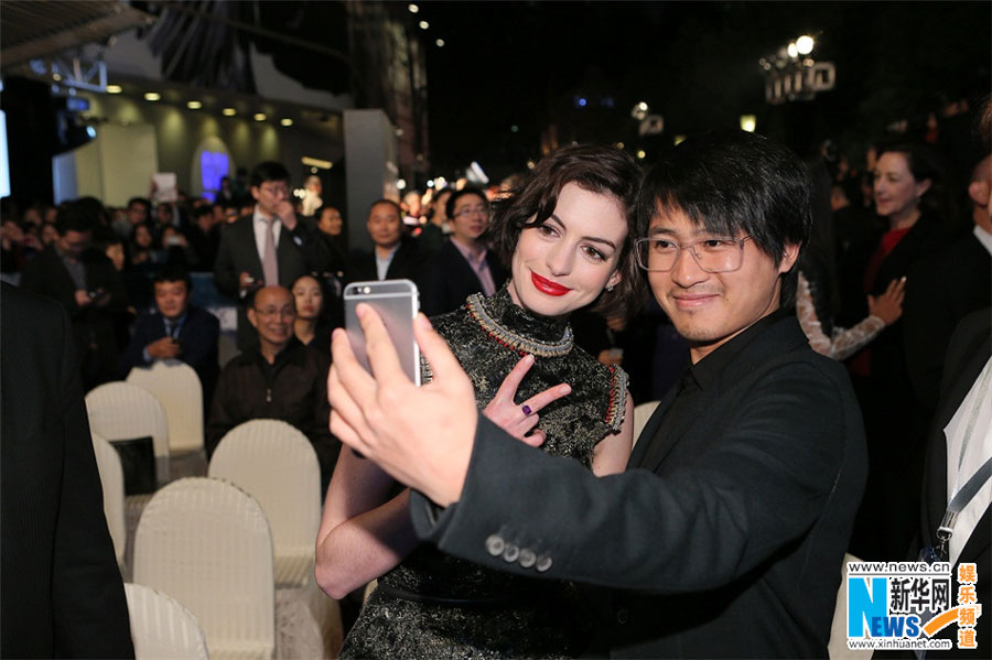 Anne Hathaway promotes new movie in Shanghai