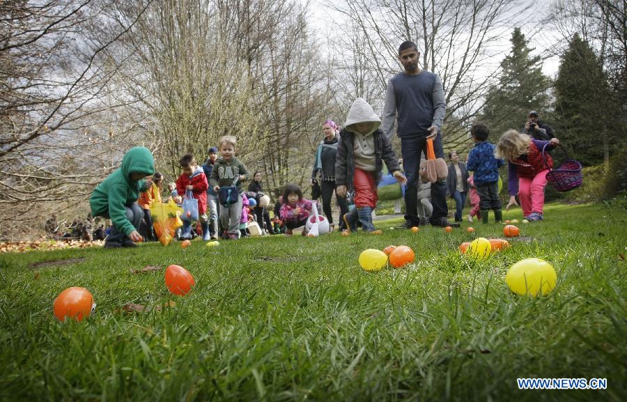 Children have fun during Easter egg hunting