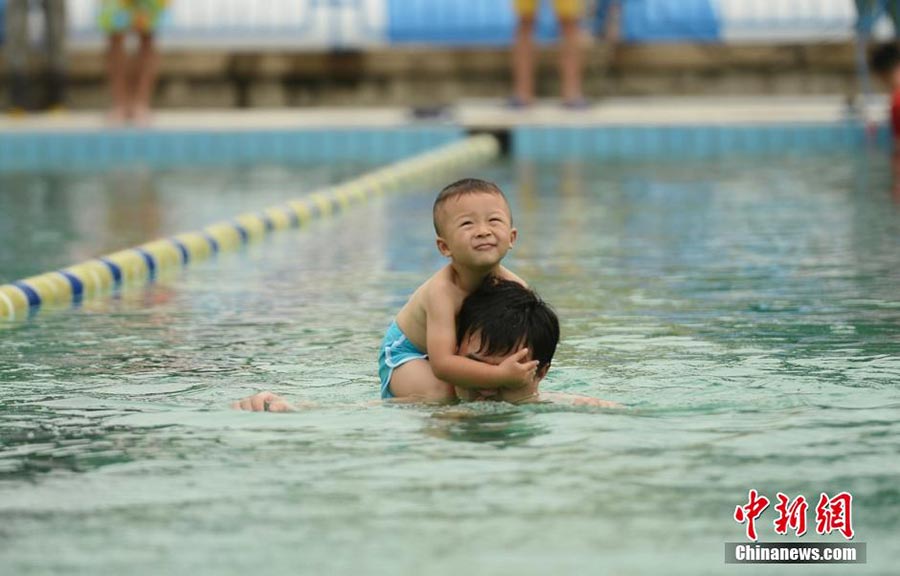 Babies in swimming contest