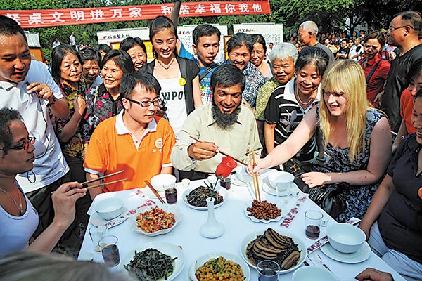 Unraveling the mystique of the Chinese banquet