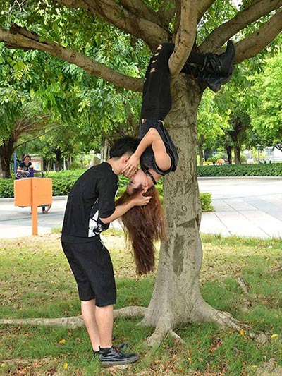 Creative PDA photos go viral online