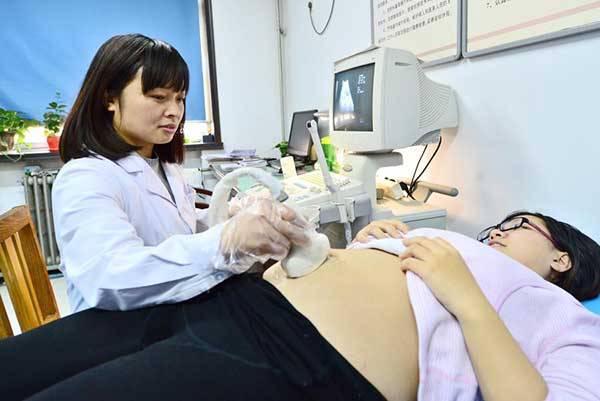 Overweight pregnancy correlates with child's obesity: study