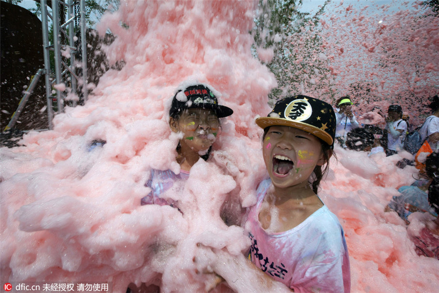 Bubble Run: A Beijing summer delight