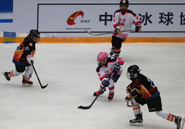 Number of girls playing ice hockey on the rise