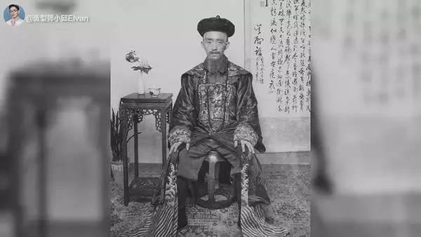 Skilled stylist highlights Chinese portrait photography over past 100 years