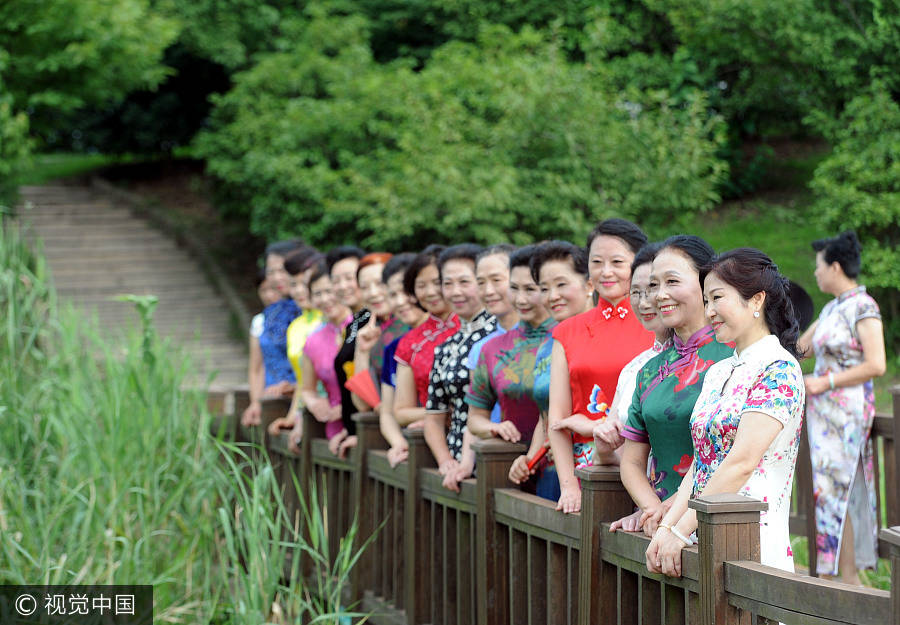 'Qipao' fashion show graces Yangzhou