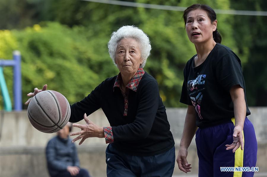Photo story: 81-year-old woman's colorful life