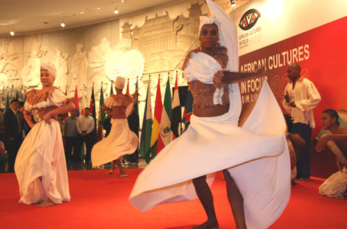 13. 2010 African cultural focus