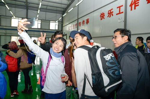 Foreign students studying in Jilin province visit Northeast Agricultural Base