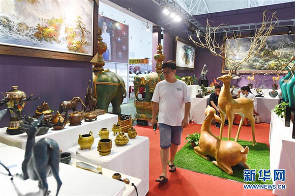 Appreciating folk art in Changchun