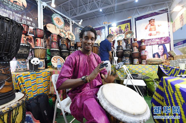 Appreciating folk art in Changchun