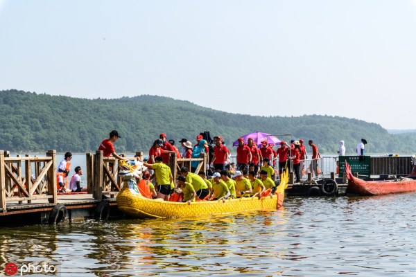 Dragon boat races held in Changchun