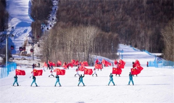 Top alpine skilling, winter sports event kicks off in Jilin