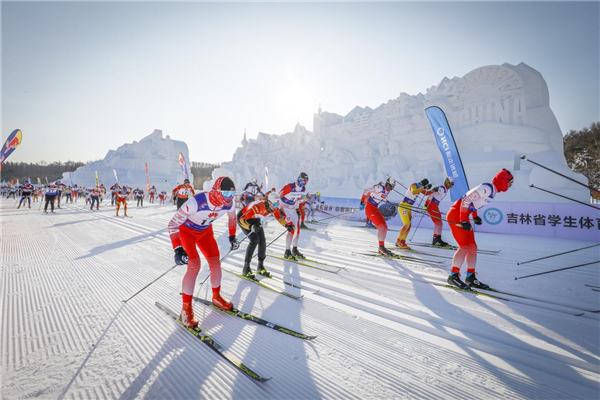 Ski festival heats up in Changchun