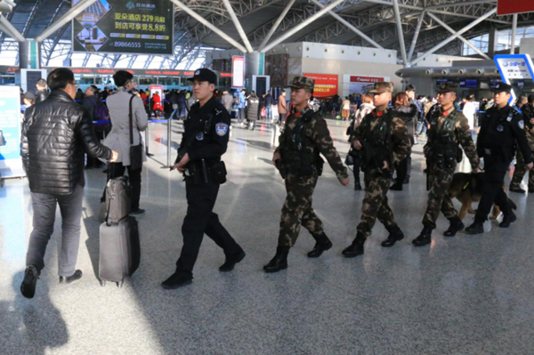 Guards ensure safe Spring Festival travel
