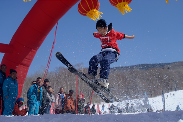 Ski resorts open for business in Jilin