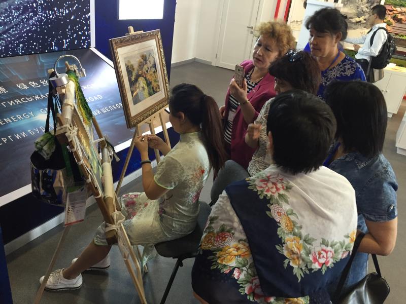 江苏周非遗展示“惊艳”世博
