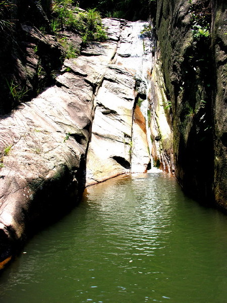 Dalong (Large Dragon) Mountain