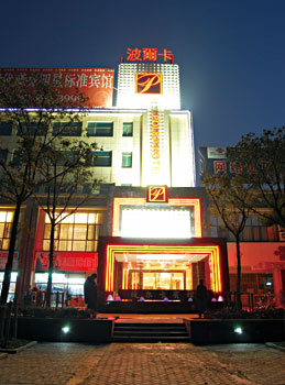 Polka Hotel
