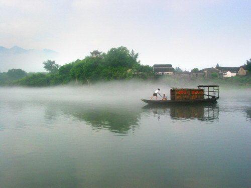 Taohua (Peach Blossom) Pool